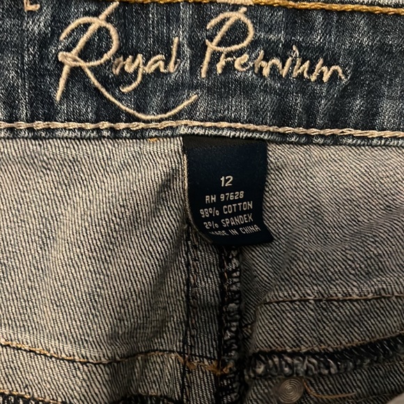 Royal Premium Ladies boot cut Jeans. Size 12 - Picture 7 of 8
